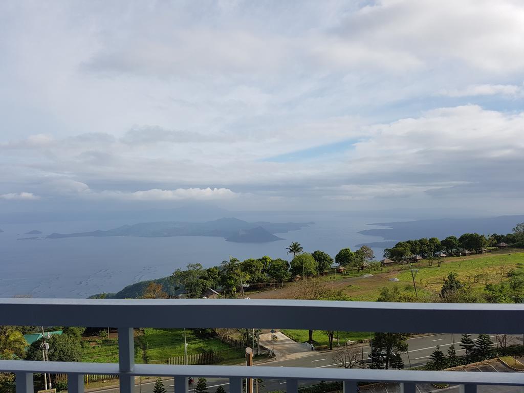 Taal Room Tagaytay City Exterior foto